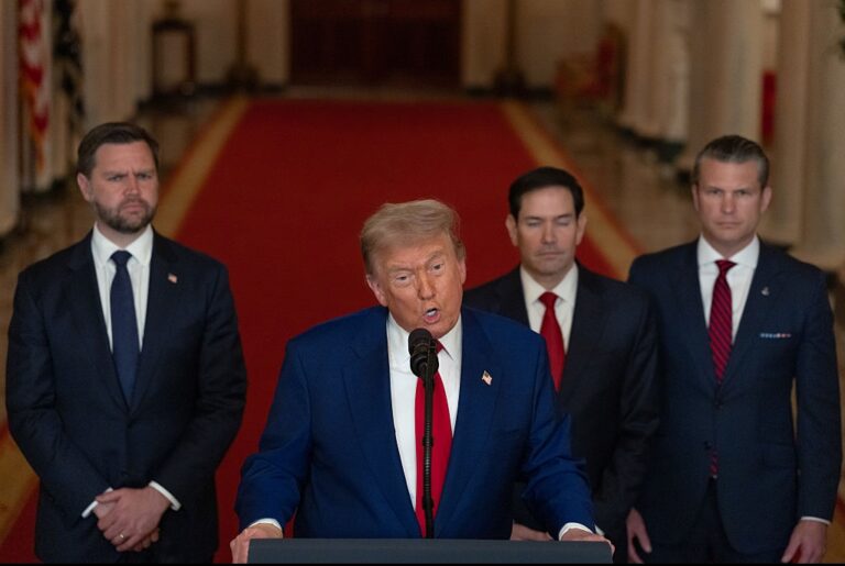 trump bertima 1