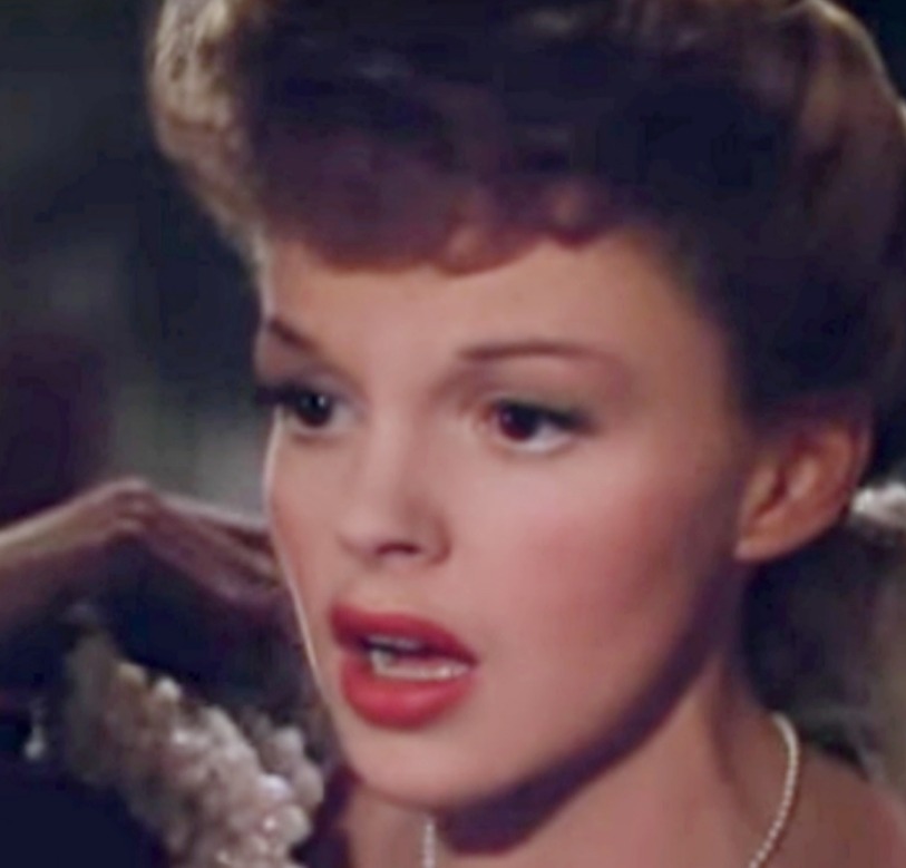 Judy Garland’s Original Is Still The Most Wonderful Christmas Song Of All Time