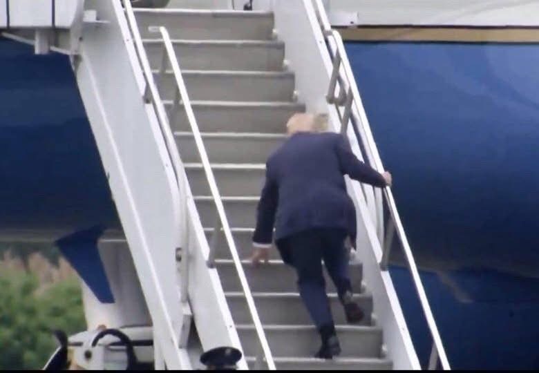 Donald Trump briefly stumbled while boarding Air Force One, sparking widespread online attention, social media reactions, political commentary, viral clips, and renewed debate, before the former president quickly regained balance, continued climbing the aircraft steps confidently, appeared unharmed, dismissed concerns, and proceeded with travel plans as cameras captured the moment.